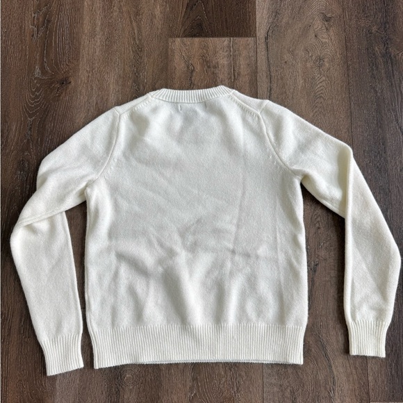 Banana Republic Sweater.  Women’s size XXS Petite.  Off white in color. - Picture 6 of 6